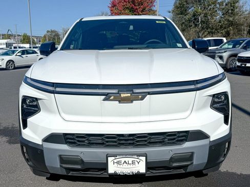New 2026 Chevrolet Silverado EV LT w/ Plus Package image 2