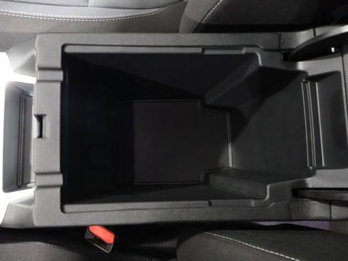 Used 2025 Chevrolet Blazer LT image 35