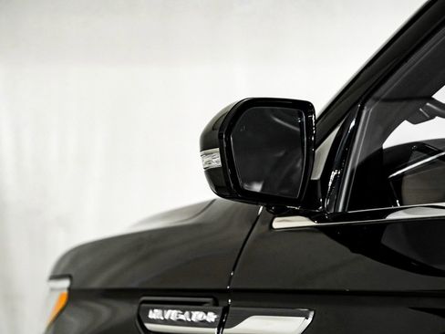 Used 2024 Lincoln Navigator Reserve image 39