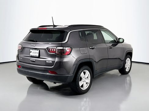 Used 2022 Jeep Compass Latitude w/ Convenience Group AWD/4WD image 4