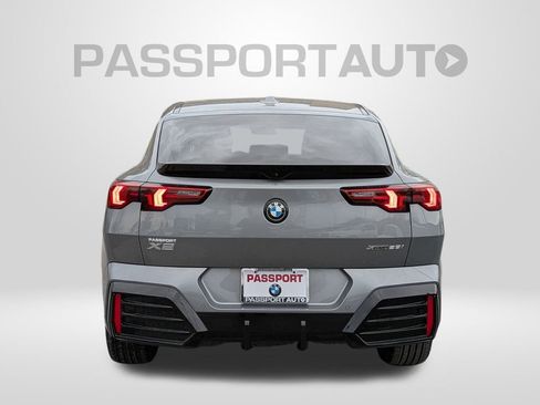 New 2026 BMW X2 xDrive28i image 4