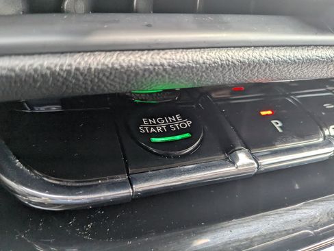 Used 2024 Lincoln Corsair Reserve w/ Equipment Group 201A image 19