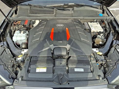Used 2021 Audi SQ7 Premium Plus image 29