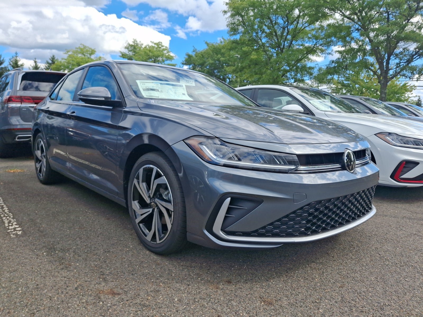 New 2027 Volkswagen Jetta SEL FWD image 1