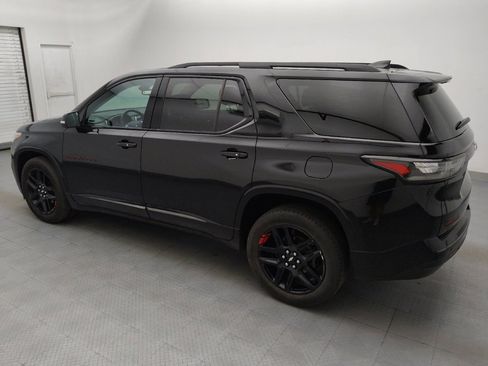 Used 2021 Chevrolet Traverse Premier w/ Redline Edition AWD/4WD image 3