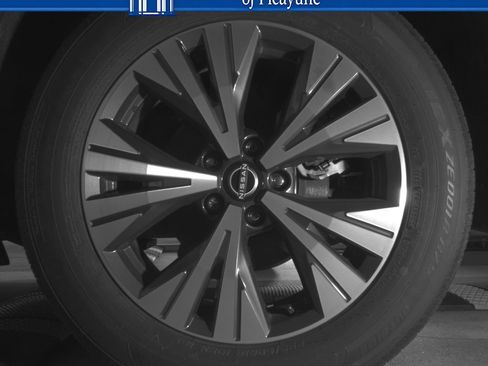 Certified 2023 Nissan Rogue SV FWD image 15