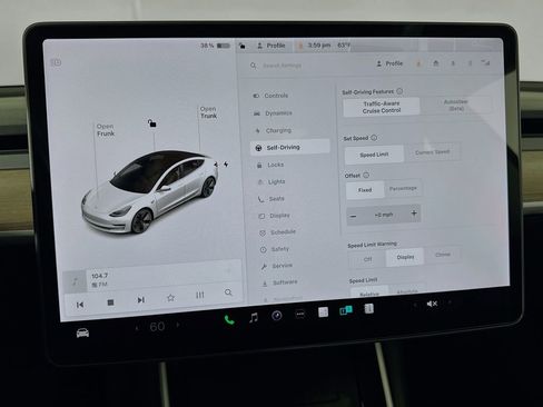Used 2018 Tesla Model 3 Long Range RWD image 33