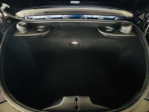 Used 2019 Porsche 718 Boxster RWD image 10
