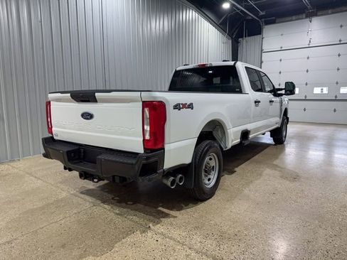 Used 2025 Ford F250 XL AWD/4WD image 6