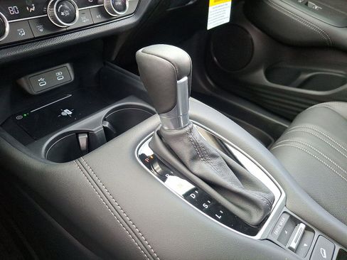 New 2026 Honda HR-V EX-L image 7