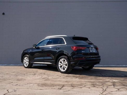 Certified 2025 Audi Q3 2.0T Premium Plus w/ Premium Plus Package AWD/4WD image 3