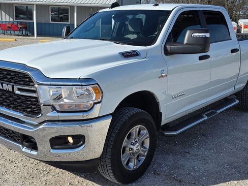 Used 2024 RAM 2500 Big Horn AWD/4WD image 7