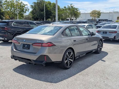 New 2027 BMW 530i w/ M Sport Package RWD image 2