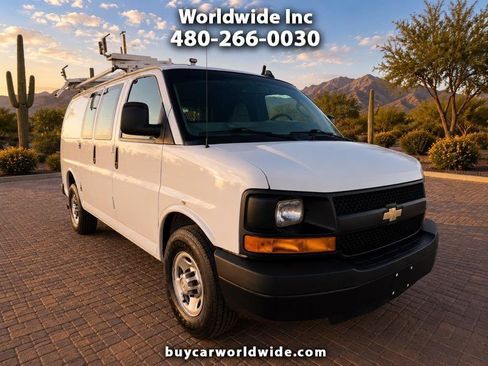 Used 2016 Chevrolet Express 2500 RWD image 1
