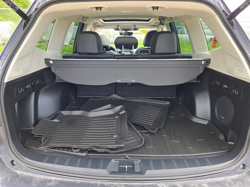 Used 2022 Subaru Forester Touring AWD/4WD image 17