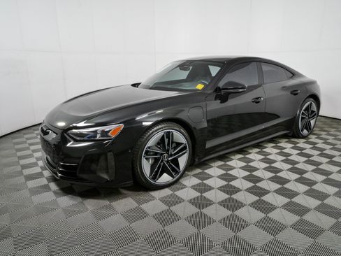 Used 2023 Audi RS e-tron GT w/ Ceramic Brake Package AWD/4WD image 28