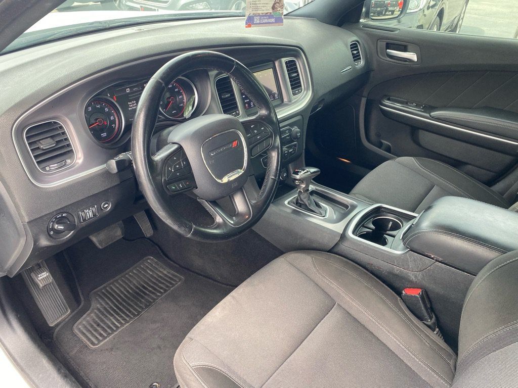 Used 2020 Dodge Charger SXT RWD image 33