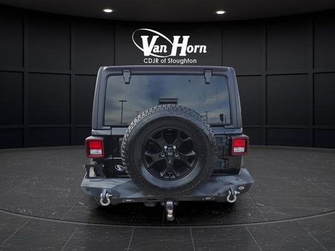 Used 2022 Jeep Wrangler Unlimited Willys image 13