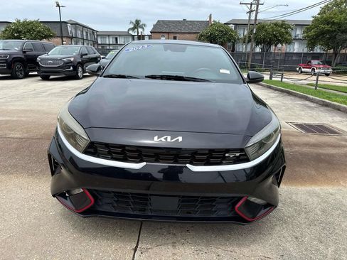 Used 2023 Kia Forte GT-Line w/ GT-Line Premium Package FWD image 2