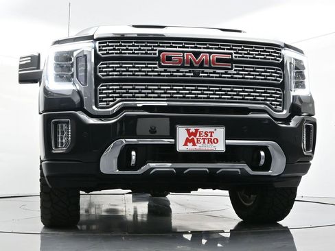 Used 2023 GMC Sierra 2500 Denali w/ Denali Ultimate Package image 25