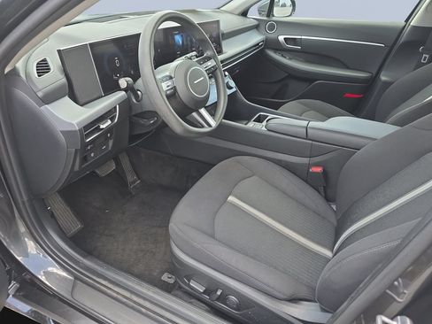 Certified 2025 Hyundai Sonata SEL FWD image 10