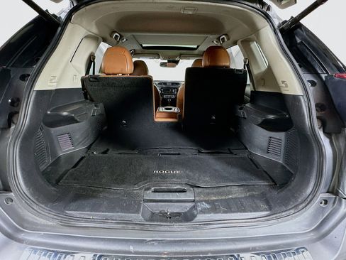 Used 2018 Nissan Rogue SL w/ Premium Package FWD image 29