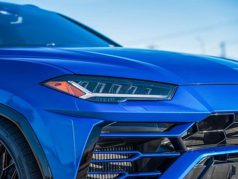 Used 2019 Lamborghini Urus image 70