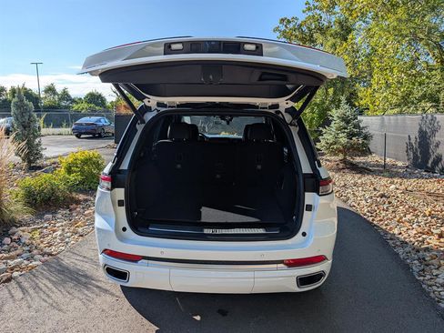 Used 2023 Jeep Grand Cherokee Summit image 22