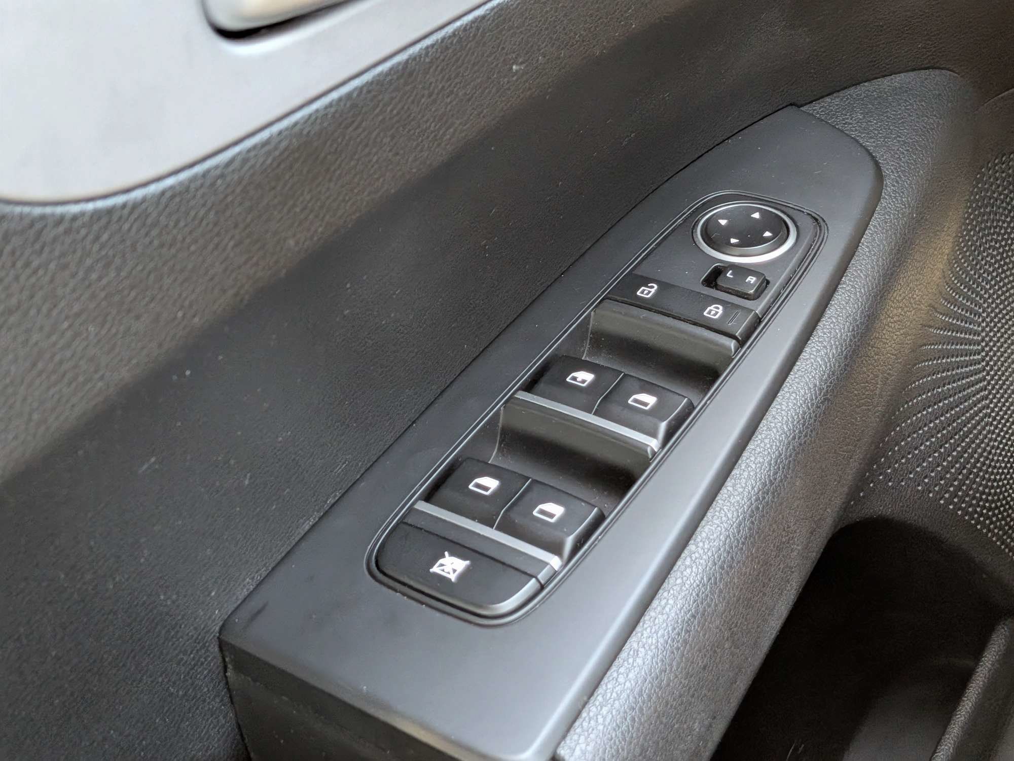 Used 2023 Kia Forte LXS w/ LXS Technology Package FWD image 22