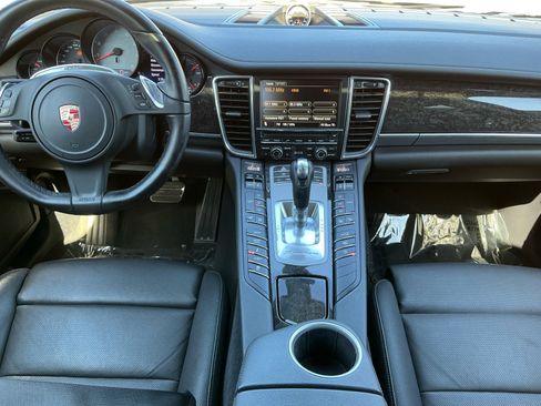 Used 2013 Porsche Panamera S image 10