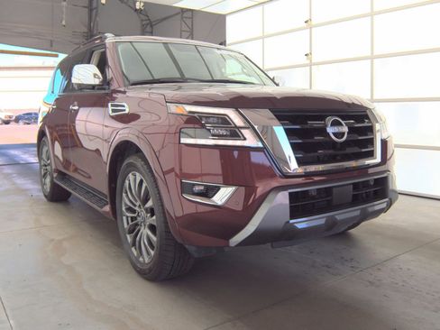 Used 2024 Nissan Armada Platinum w/ Captain's Chairs Package image 4