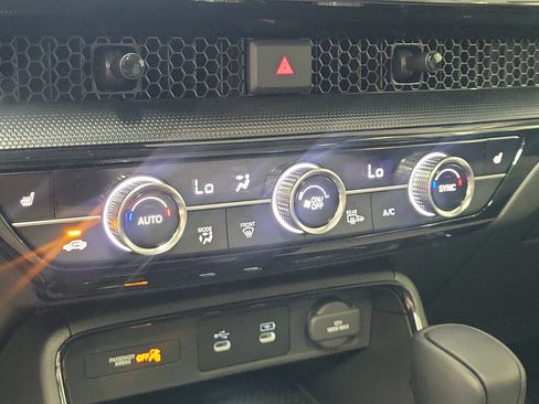 Certified 2026 Honda CR-V EX-L image 32