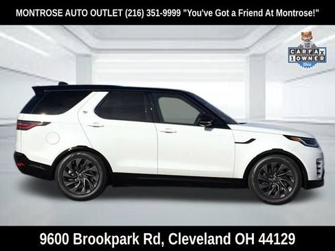 Used 2024 Land Rover Discovery Dynamic SE AWD/4WD image 9