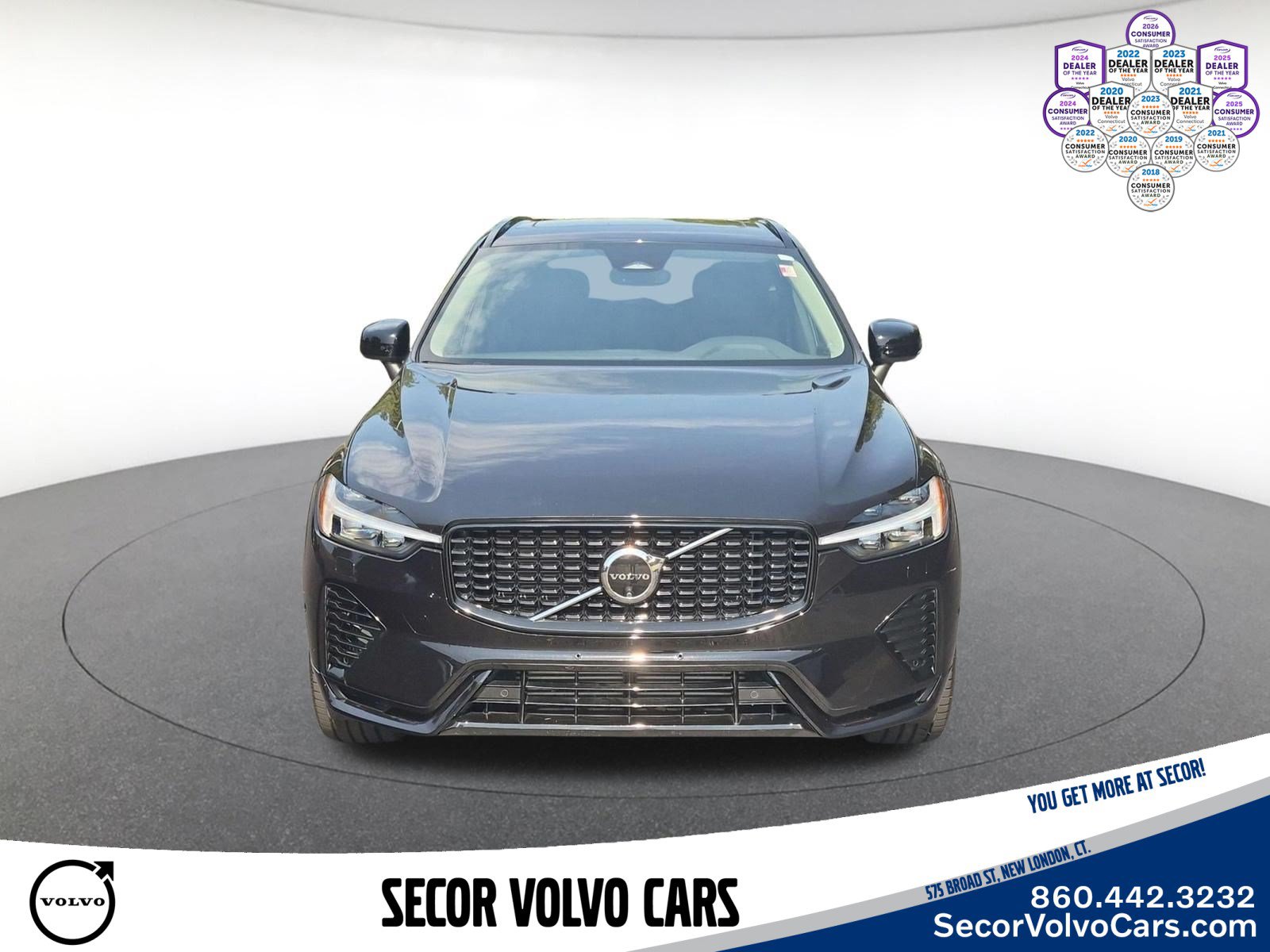 Certified 2024 Volvo XC60 T8 Plus w/ Protection Package Premier AWD/4WD image 2