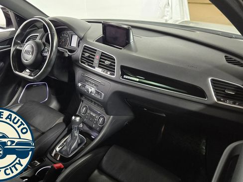 Used 2018 Audi Q3 2.0T Premium Plus w/ S Line Competition Package AWD/4WD image 37