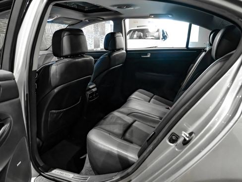 Used 2013 Hyundai Genesis 3.8 w/ Premium Pkg RWD image 32