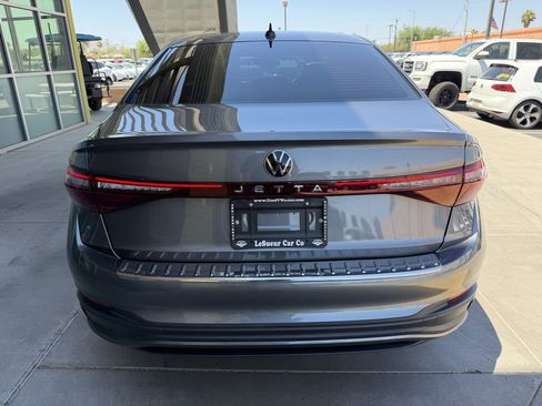 Used 2025 Volkswagen Jetta S FWD image 12
