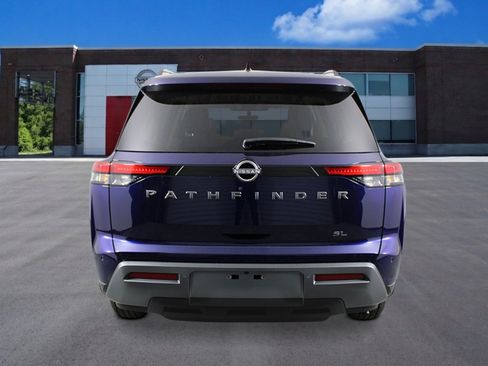New 2026 Nissan Pathfinder SL FWD image 4