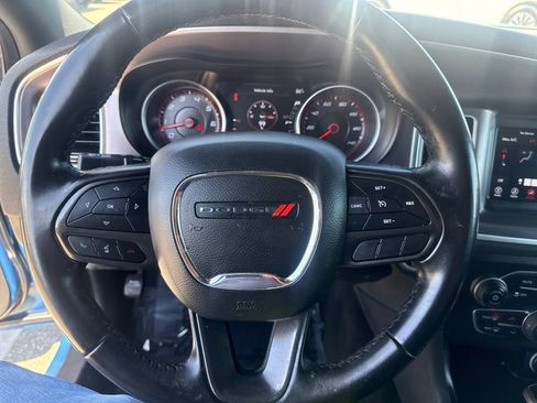 Used 2021 Dodge Charger SXT RWD image 13