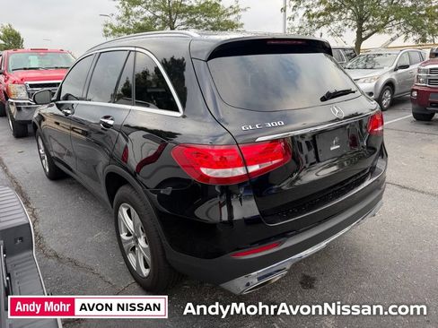 Used 2018 Mercedes-Benz GLC 300 4MATIC image 4