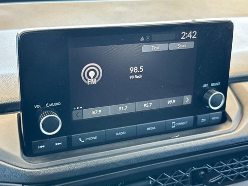 Certified 2025 Honda Accord LX image 17