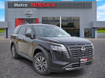 New 2026 Nissan Pathfinder SV