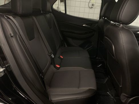 Used 2021 Buick Encore GX Preferred w/ Cold Weather Comfort Package FWD image 19