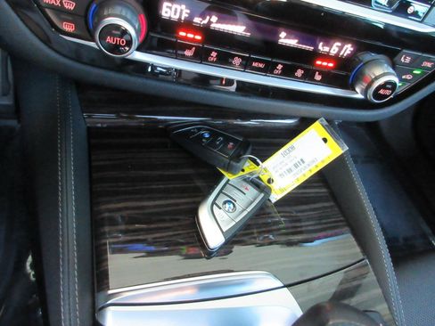 Used 2023 BMW 530i w/ M Sport Package RWD image 45