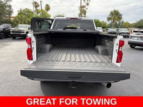 Used 2023 Chevrolet Silverado 2500 LT AWD/4WD image 16