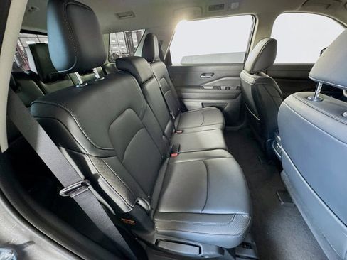 New 2026 Nissan Pathfinder SL AWD/4WD image 25