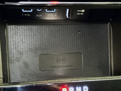 Used 2023 Jeep Grand Cherokee L Limited w/ Luxury Tech Group II image 26