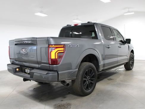 Used 2025 Ford F150 Platinum image 9