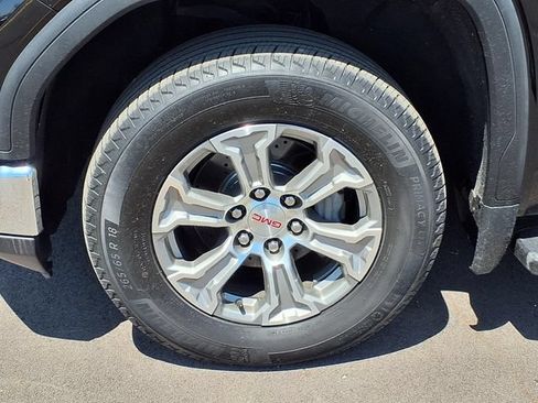 Used 2022 GMC Sierra 1500 SLT w/ SLT Convenience Package AWD/4WD image 26