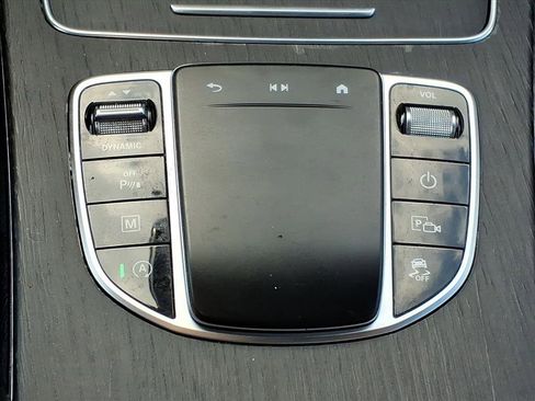 Used 2022 Mercedes-Benz GLC 300 4MATIC image 17